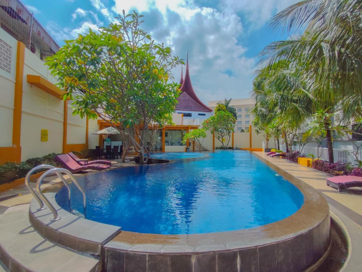 Truntum Padang Otel Dış mekan fotoğraf