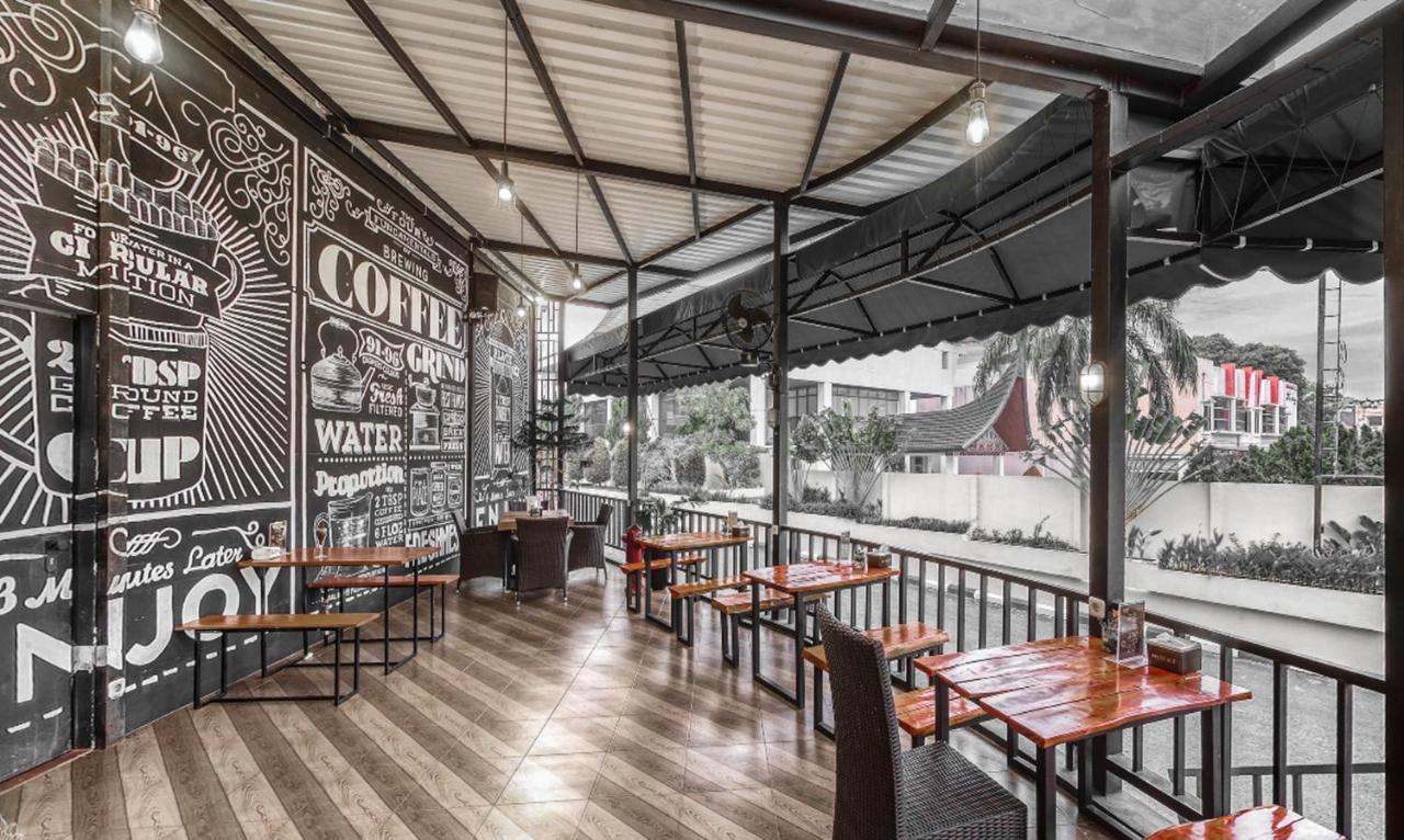 Truntum Padang Otel Dış mekan fotoğraf