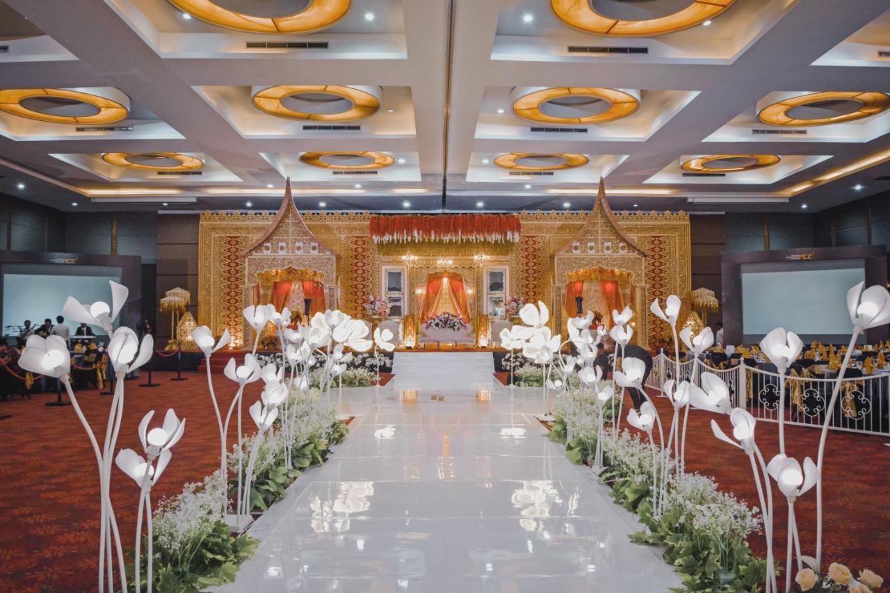 Truntum Padang Otel Dış mekan fotoğraf
